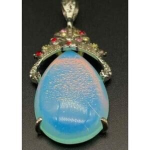 Moonstone pendent sliver 1 in